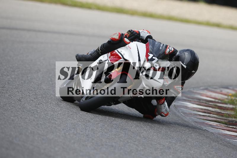 /Archiv-2024/29 12.06.2024 MOTO.CH Track Day ADR/Gruppe rot/114